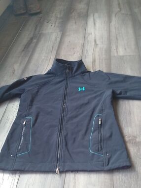 Under Armour Navy Jacket with Teal Trim Soft Shell Size Medium